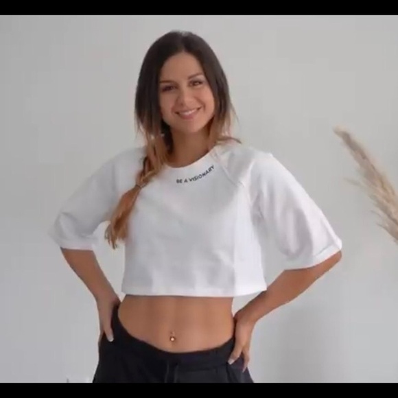 NWT GYMSHARK Think Train Be Crop Top - Picture 4 of 4